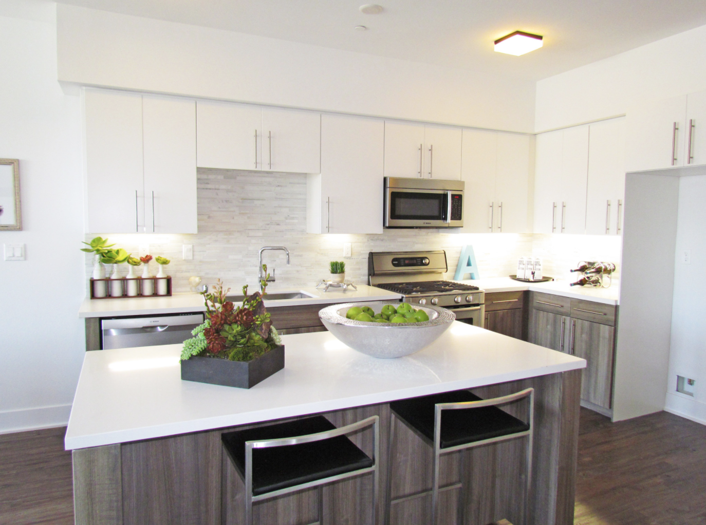 WELLESLEY HOUSE well24.png